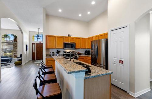 Bridgewater Crossing Casa | Florida Vacation Home with Sunny Private Pool - Game Room - Nr Disney