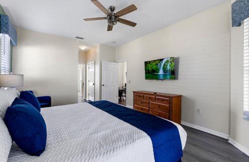 Bridgewater Crossing Casa | Florida Vacation Home with Sunny Private Pool - Game Room - Nr Disney