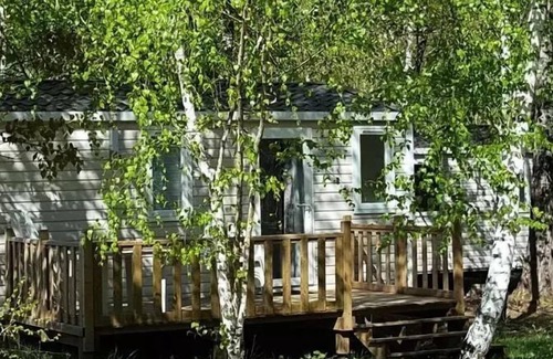 Saint-Antonin Noble Val Casa | Flower Camping les Gorges de l'Aveyron **** - Freeflower Comfort 40m² (2 bedrooms) covered terrace with cold water without sanitary facilities 5 people