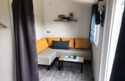 Saint-Antonin Noble Val Casa | Flower Camping les Gorges de l'Aveyron **** - Bermudes Premium mobile home (3 bedrooms) + covered terrace for 6 people