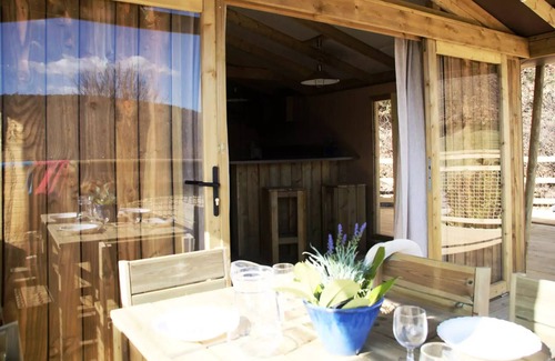 Esparron-de-Verdon Casa | Flower Camping La Beaume **** - Sweet Flower 32m2 PREMIUM 2 bedrooms + covered terrace 5 people