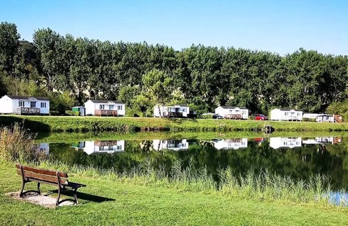 Martigny Casa | Flower Camping Des 2 Rivières *** - Mobile Home Confort TV - 3 bedrooms + terrace - 6 people