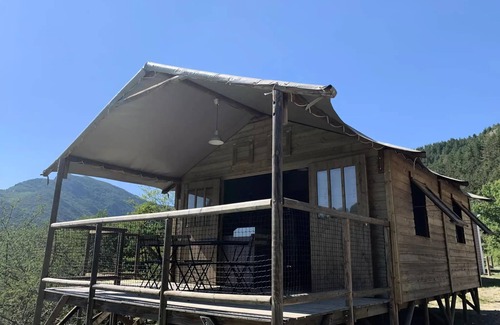 Clamensane Casa | Flower Camping Le Clot du Jay *** - Cabane Lodge on pilingis 34m2 2 bedrooms + terrace 4 people