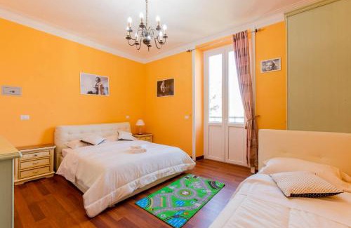Rione XVIII Castro Pretorio Casa | Flower guesthouse