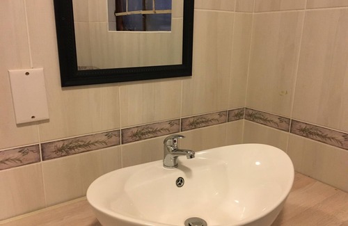 Mahalapye Casa | Flower Inn Guest House