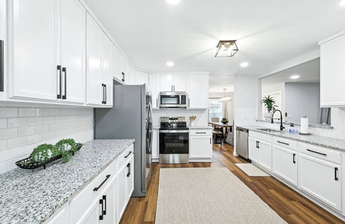 Flower Mound Casa | Flower Mound Manor - Modern 3BR New Construction