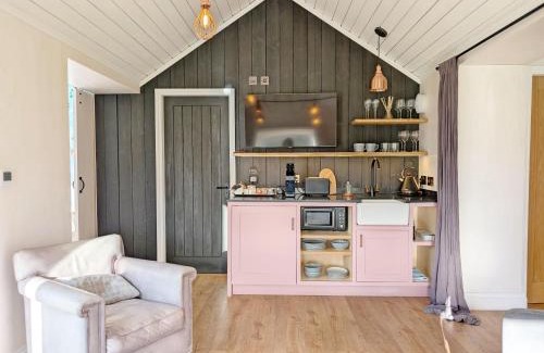 East Ashling Casa | Flowering - Ashling Park