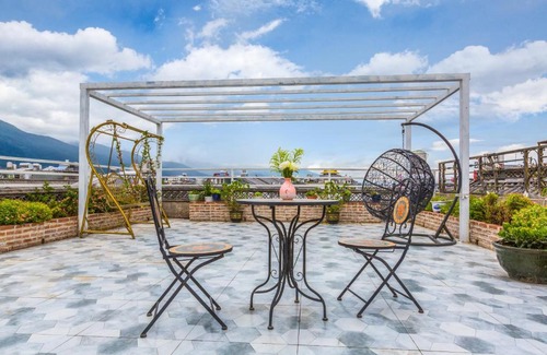Dali Ancient Town Casa | Flowers & Leaves Holiday Hotel