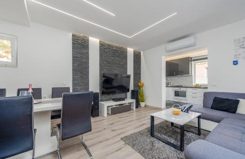 Bibinje Apartamento | Floyd
