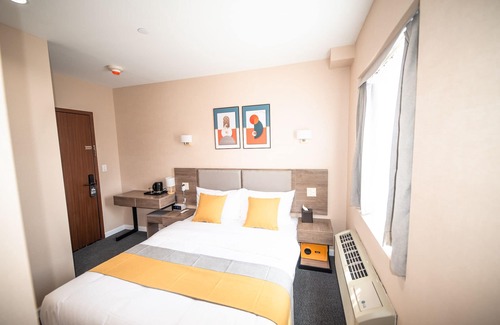 Queens Hotel | Flushing Garden Hotel
