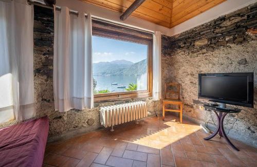 Pettenasco Apartamento | FLUX apprtamento direttamente sul lago dOrta