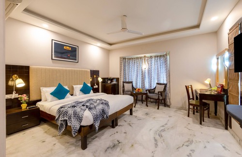 DLF City Hotel | Flxho Tribe - Bespoke Hotel - Arjun Marg