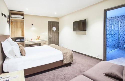 Ambohibao Hotel | Fly Inn Madagascar Hotel