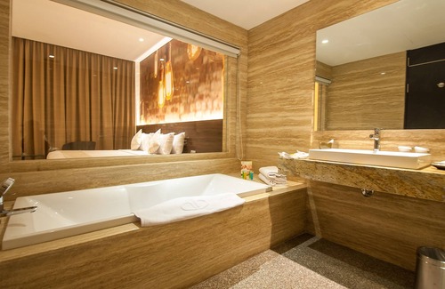 Tangerang Hotel | FM7 Resort Hotel Jakarta
