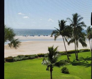 South Island Apartamento | FMB White Sands Retreat!