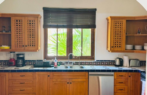 Nopolo Casa | FN-133 Fabulous 3 bed 3 bath plus sofa bed casa (Sleeps 8)