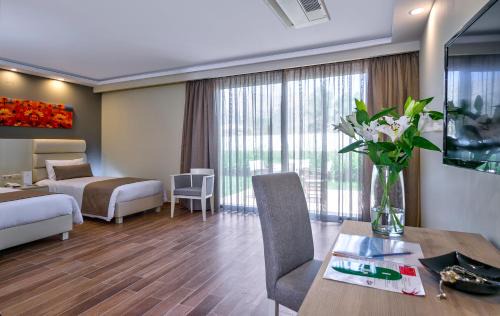 Fodele Complejo | Fodele Beach Water Park Resort