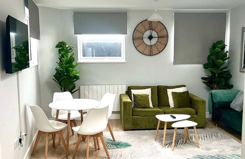 Folkestone Apartamento | Folkestone Harbour Luxury Apartment Flat 4
