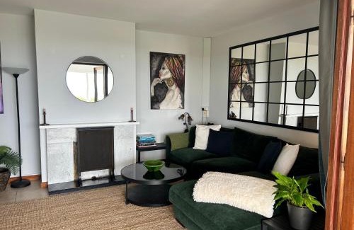 Dungarvan Casa | Follies Bungalow with Ocean Views