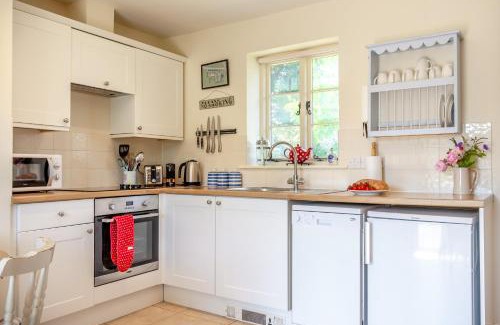 East Dean and Friston Casa | Folly Cottage