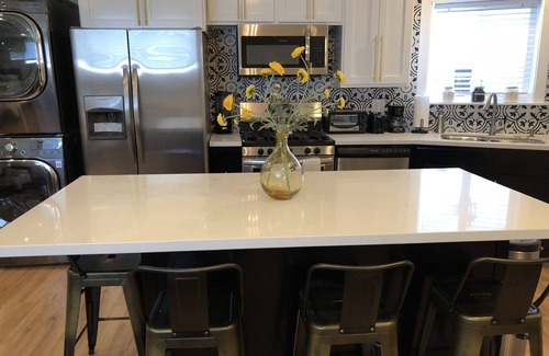 Represa Apartamento | Folsom's Finest Studio