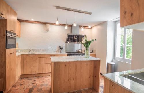 Leogeats Casa | Fond de Bacquey