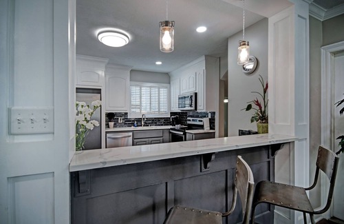 Fondren Apartamento | Elegancia "InStyle" de Fondren: encanto interior-exterior