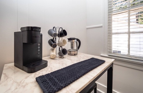 Fondren Casa | Fondren *King* Bed House in the Heart of Jackson