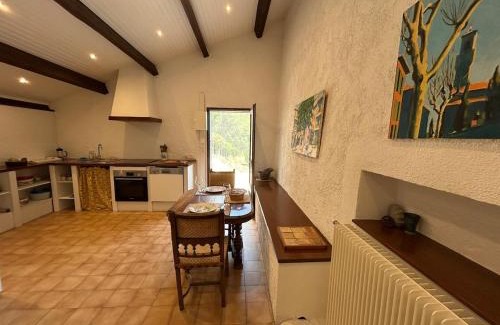 Saint-Andre-les-Alpes Apartamento | Font Chaude, emplacement idéal, calme et nature magnifique