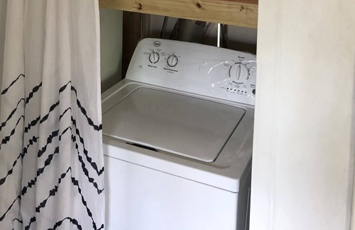 Tougaloo Casa | Fontaine Place! Safe neighborhood & Private porch