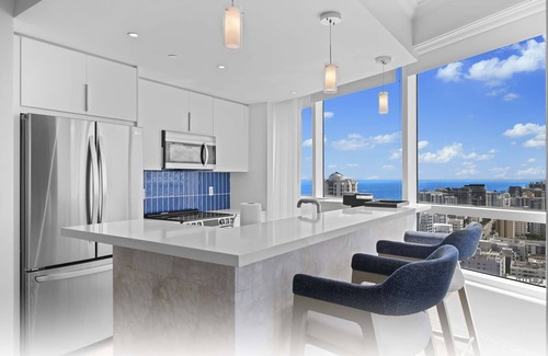 Mid Beach Hotel | Fontainebleau Miami Beach Private Luxury Suites