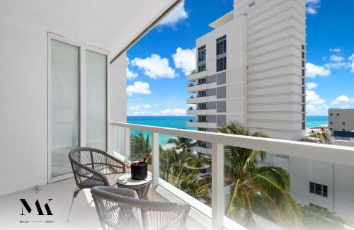Mid Beach Hotel | FontaineBleau Resort Balcony w Ocean and City View