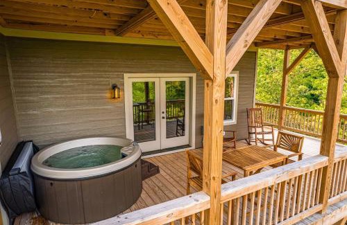 Bryson City Casa | Fontana Grace