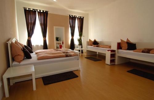 Ceske Budejovice Casa | Fontana Pizzeria - Pension