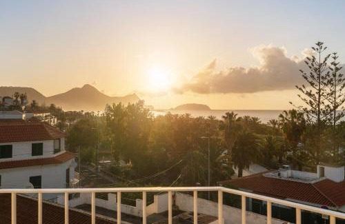 Vila Baleira Apartamento | Fontinha by An Island Apart
