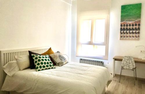 Gros Apartamento | FOODIES LOCATION. SURF. NETFLIX . 3 BDR