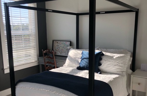 Bryant Pattengill West Casa | Football Weekend Home for Alumni, U of M Families and Parents of Students