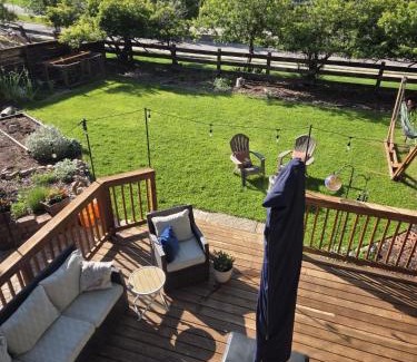 Littleton Casa | Foothills Valley Retreat - Read Details