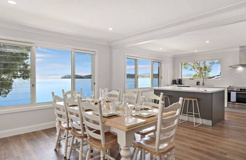Salamander Bay Casa | Footprints on Foreshore
