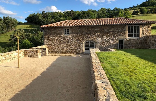 Desaignes Casa | For a peaceful stay, old building with panoramic view