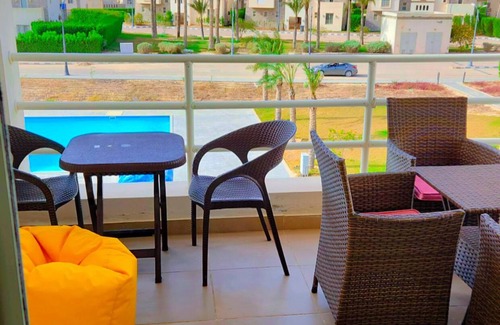 Marsa Matruh Chalet De Esquí | For rent in Amwaj North coast chalet 2 bedrooms,fully furnished directly on pool