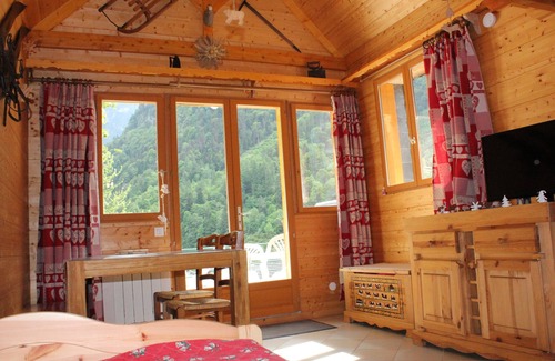 Cauterets Chalet De Esquí | Se alquila lindo chalet. (Sitio; "les Hauts de Cauterets).