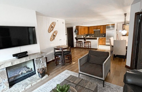 Mountain Village Condominio | Luxury Auberge Madeline Residence Building.