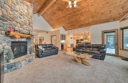 Bellaire Casa | Fore Seasons Lodge At Cedar River