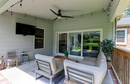 Forest Acres Casa | Forest Acres 5BR - Pool