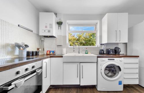 Chingford Apartamento | Forest and City Escape Apartment Sleeps 6