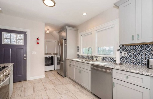 Kansas City Apartamento | Forest Avenue Flat (1st Floor Apt) · 30 day stays welcomed | Midtown