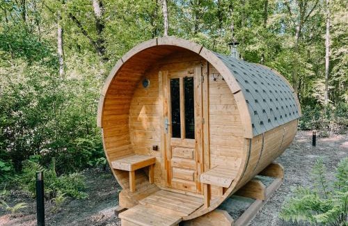 Rheezerveen Casa | Forest Bungalow 2 * Hottub & Sauna * Natuur