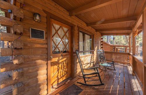 Christopher Creek Casa | Forest Cabin 5 Old Glory