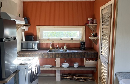 Chatawa Cabina | Forest cabin with all modern conveniences. Sixteen private acres. No pets.